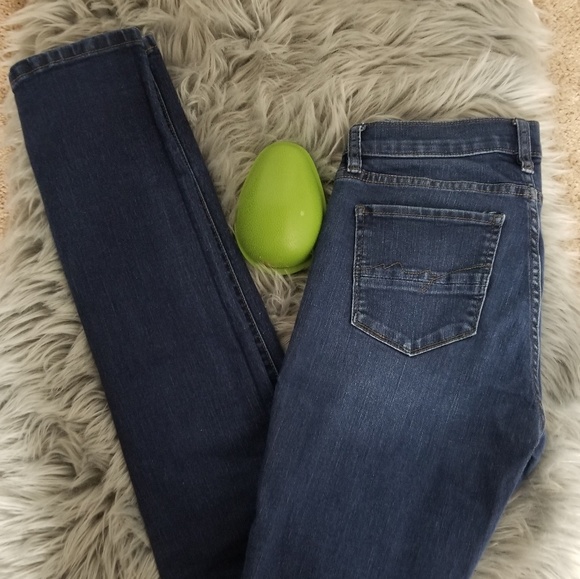 New York & Company Denim - Soho New York Company, Women's jeans Size 2 Tall.